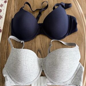 Amazon Essentials Women's Navy and Gray Bra Set - 38C